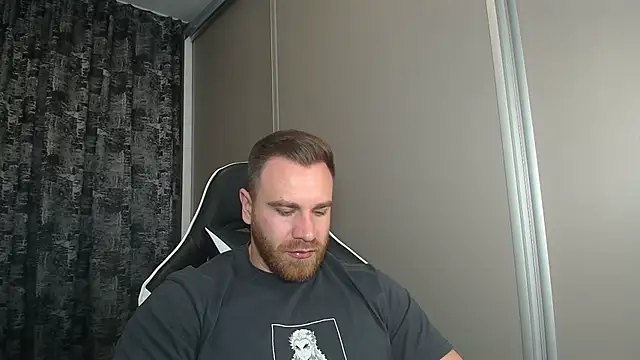 Thori92 online show from November 13, 2025, 6:45 pm