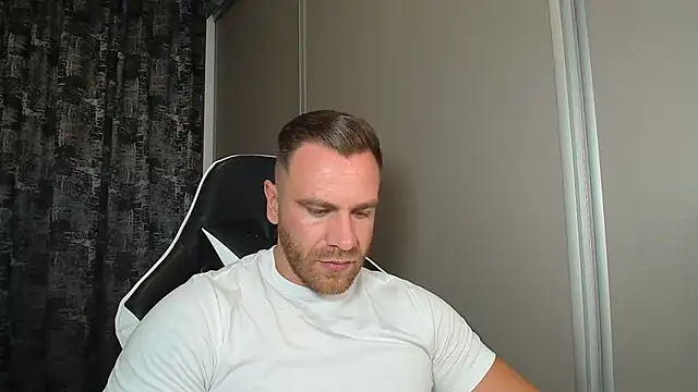 Thori92 online show from July 16, 2026, 6:38 pm