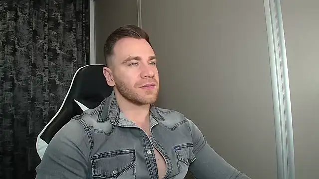 Thori92 online show from March 29, 2026, 12:18 pm