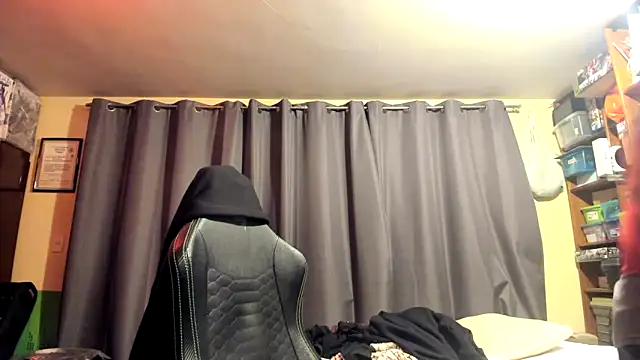 Snapshot of VonDoomdelToro chatting on October 5, 2025, 8:05 am VonDoomdelToro online show from October 5, 2025, 8:05 am