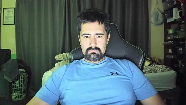 Snapshot of VonDoomdelToro chatting on October 21, 2025, 6:24 am VonDoomdelToro online show from October 21, 2025, 6:24 am