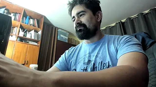 Snapshot of VonDoomdelToro chatting on December 8, 2024, 8:30 am VonDoomdelToro online show from December 8, 2024, 8:30 am