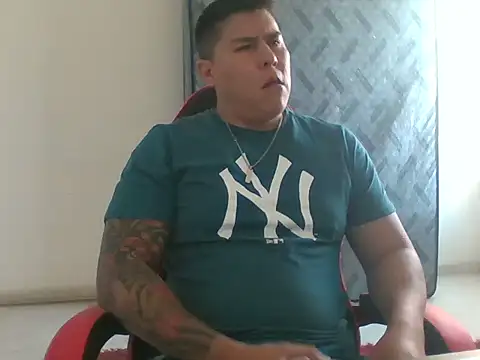 pablonat88 online show from November 30, 2025, 1:45 pm