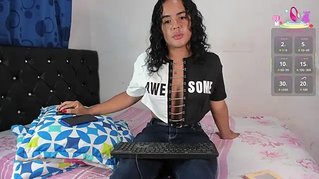 Snapshot of meelisaa chatting on September 21, 2025, 8:14 pm meelisaa online show from September 21, 2025, 8:14 pm