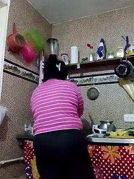 girlnolimits1 online show from January 11, 2026, 4:47 pm