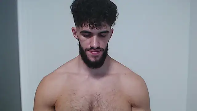 Snapshot of hiddenf chatting on October 19, 2025, 8:33 pm hiddenf online show from October 19, 2025, 8:33 pm