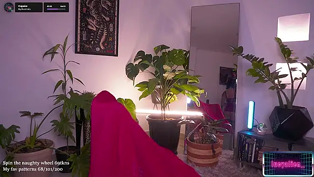 LucyAllenX online show from September 30, 2025, 10:05 pm