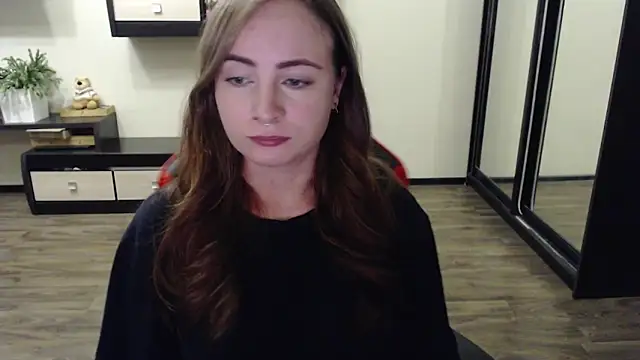 Snapshot of Laralianna chatting on September 20, 2025, 2:33 pm Laralianna online show from September 20, 2025, 2:33 pm