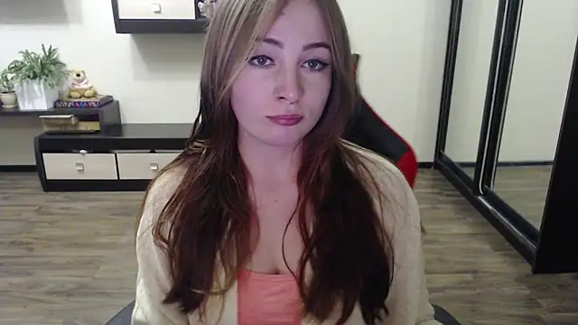 Snapshot of Laralianna chatting on September 23, 2025, 1:18 pm Laralianna online show from September 23, 2025, 1:18 pm