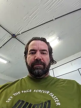 MysterBearMG online show from October 1, 2025, 12:53 pm