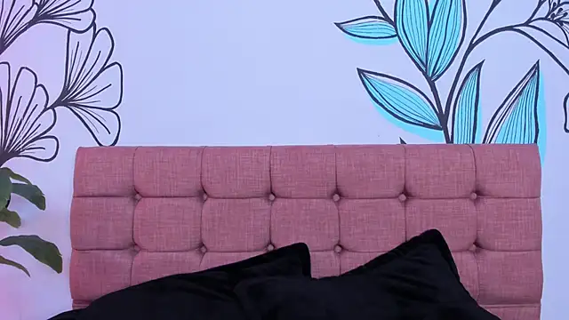 Sweet Ariadna  online show from February 26, 2025, 3:32 pm