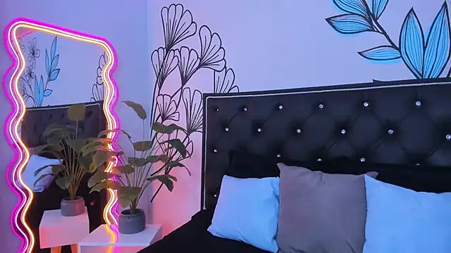 Snapshot of Sweet_Ariadna_ chatting on September 11, 2025, 12:05 pm Sweet Ariadna online show from September 11, 2025, 12:05 pm