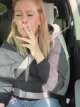 Snapshot of Lexi_Shocker chatting on March 20, 2025, 11:12 pm Lexi Shocker online show from March 20, 2025, 11:12 pm