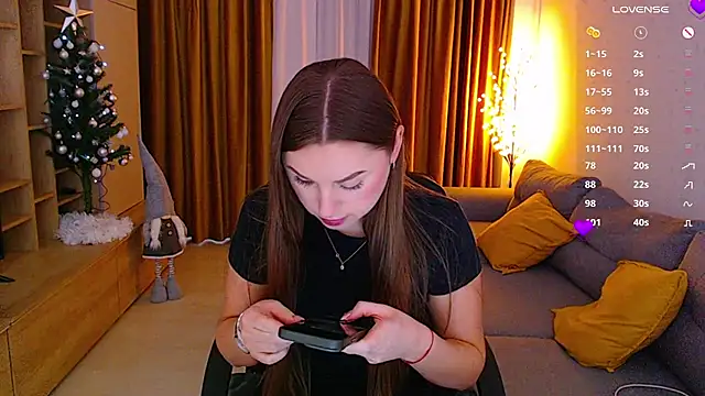  Mia Adams online show from December 17, 2025, 9:25 am