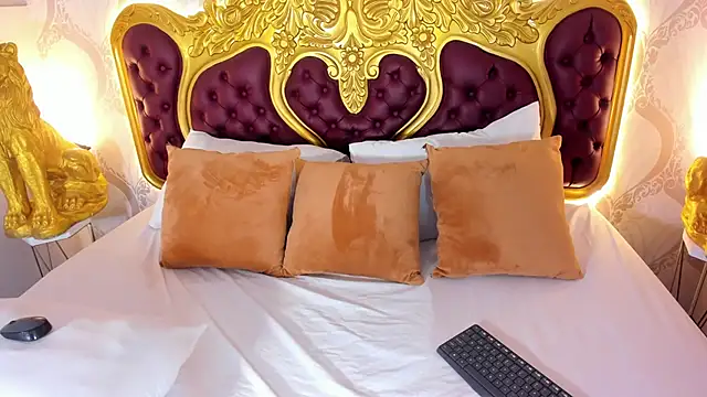 Dulce 26  online show from September 23, 2025, 5:20 pm