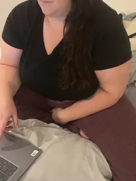 sweeti Em online show from April 9, 2026, 6:47 pm