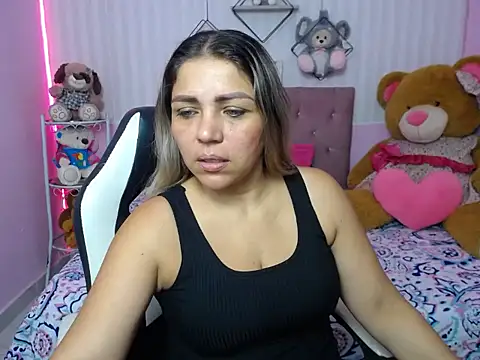 Snapshot of cum_bigass chatting on September 26, 2025, 12:23 pm cum bigass online show from September 26, 2025, 12:23 pm