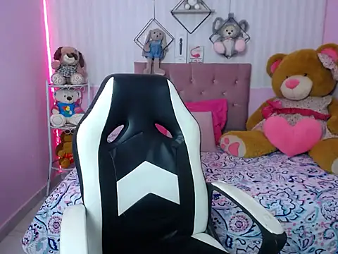 Snapshot of cum_bigass chatting on September 25, 2025, 12:22 pm cum bigass online show from September 25, 2025, 12:22 pm