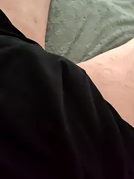 Snapshot of sile2000nou chatting on October 18, 2025, 7:21 am sile2000nou online show from October 18, 2025, 7:21 am