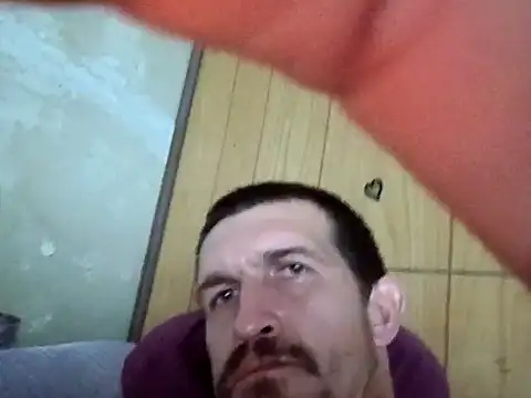 Snapshot of Nate8745 chatting on September 12, 2025, 2:28 pm Nate8745 online show from September 12, 2025, 2:28 pm