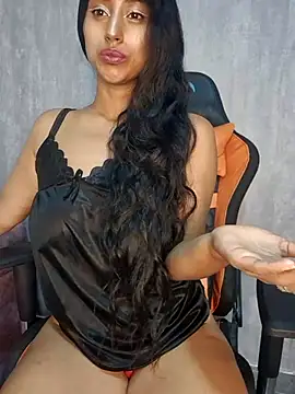 Valentinne z online show from February 14, 2025, 9:13 am