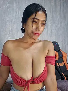 Valentinne z online show from February 28, 2025, 10:09 am