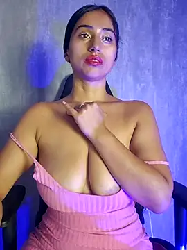 Valentinne z online show from February 14, 2025, 3:26 pm