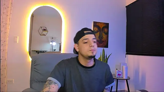 Snapshot of alejandro_calderon1 chatting on February 27, 2026, 6:24 am alejandro calderon1 online show from February 27, 2026, 6:24 am