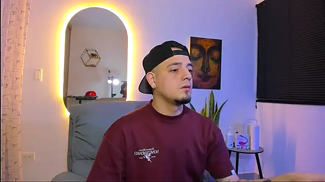 Snapshot of alejandro_calderon1 chatting on February 4, 2026, 10:16 pm alejandro calderon1 online show from February 4, 2026, 10:16 pm