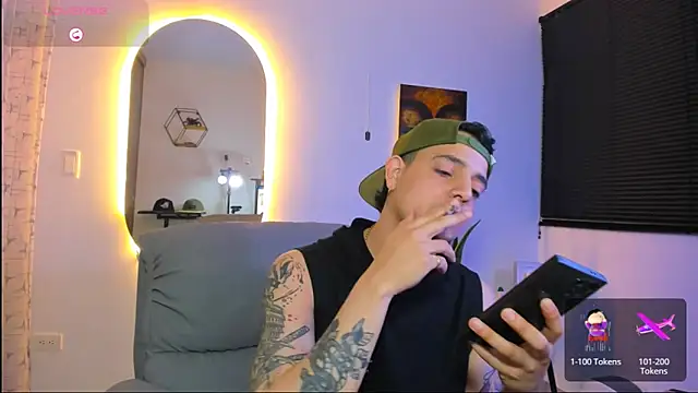 Snapshot of alejandro_calderon1 chatting on February 20, 2026, 6:26 am alejandro calderon1 online show from February 20, 2026, 6:26 am