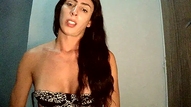 AlexiaDuucan online show from February 14, 2025, 1:40 pm