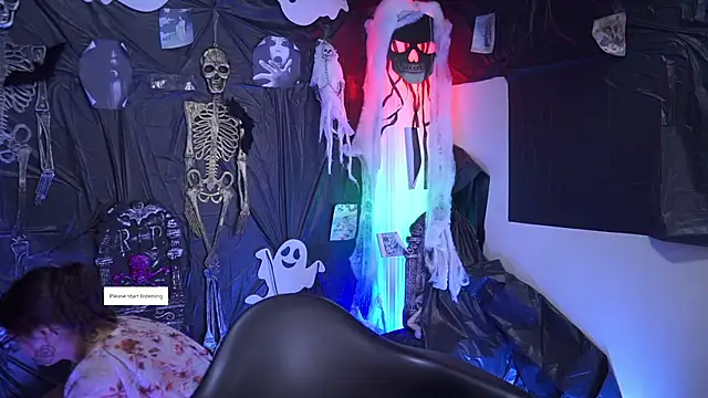 Snapshot of Kyomi_chang chatting on October 14, 2025, 1:34 pm Kyomi chang online show from October 14, 2025, 1:34 pm