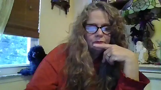 Snapshot of DestineeLoverGirl chatting on October 26, 2025, 12:27 pm DestineeLoverGirl online show from October 26, 2025, 12:27 pm