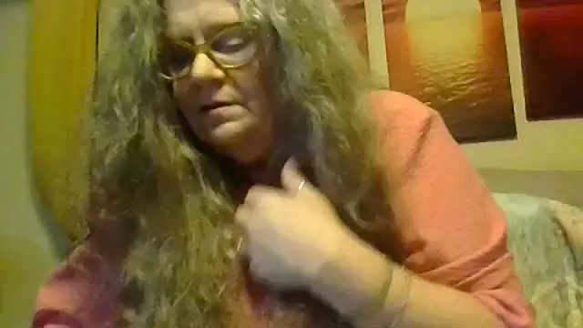 Snapshot of DestineeLoverGirl chatting on July 1, 2026, 12:49 pm DestineeLoverGirl online show from July 1, 2026, 12:49 pm