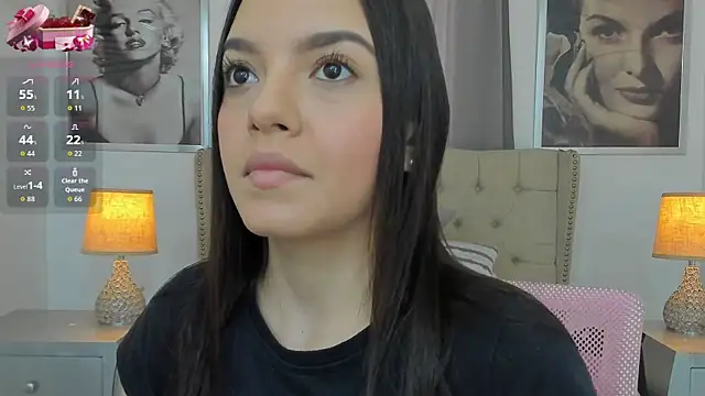 Snapshot of Beautyari_ chatting on September 19, 2025, 12:20 pm Beautyari  online show from September 19, 2025, 12:20 pm