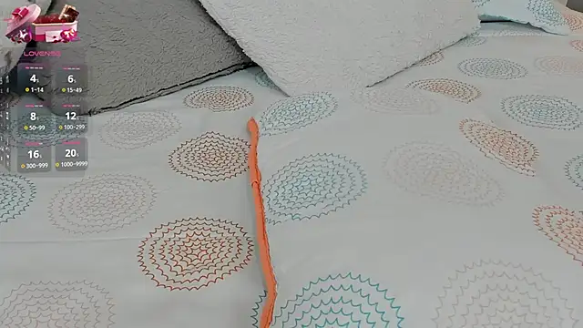 Snapshot of Beautyari_ chatting on February 17, 2025, 3:33 pm Beautyari  online show from February 17, 2025, 3:33 pm