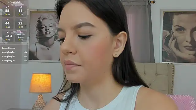 Snapshot of Beautyari_ chatting on March 11, 2025, 12:06 pm Beautyari  online show from March 11, 2025, 12:06 pm