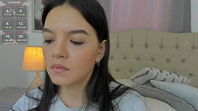 Snapshot of Beautyari_ chatting on March 3, 2025, 12:17 pm Beautyari  online show from March 3, 2025, 12:17 pm