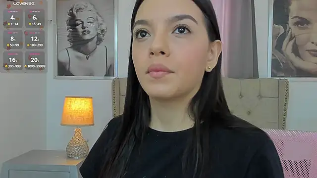 Snapshot of Beautyari_ chatting on October 3, 2025, 12:17 pm Beautyari  online show from October 3, 2025, 12:17 pm