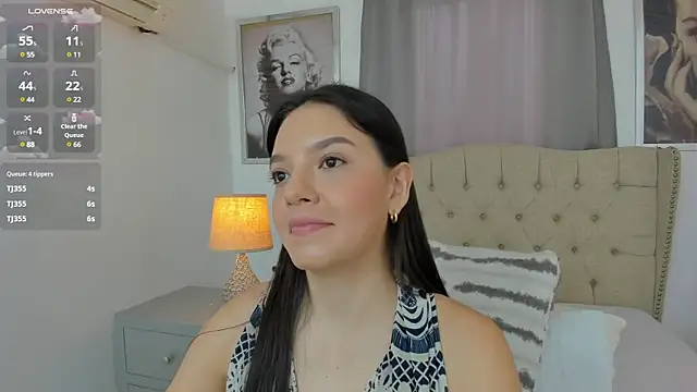 Snapshot of Beautyari_ chatting on March 6, 2025, 12:19 pm Beautyari  online show from March 6, 2025, 12:19 pm