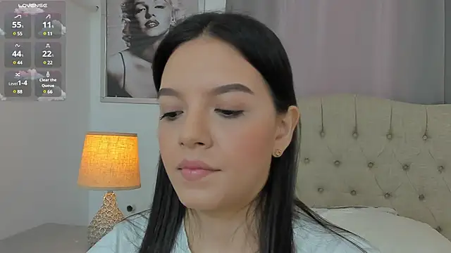 Snapshot of Beautyari_ chatting on March 5, 2025, 12:11 pm Beautyari  online show from March 5, 2025, 12:11 pm