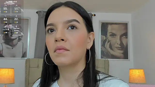 Snapshot of Beautyari_ chatting on March 21, 2025, 12:17 pm Beautyari  online show from March 21, 2025, 12:17 pm