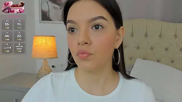 Snapshot of Beautyari_ chatting on February 19, 2025, 12:22 pm Beautyari  online show from February 19, 2025, 12:22 pm