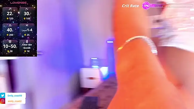 EmilyCoast-1 online show from September 26, 2025, 7:10 pm