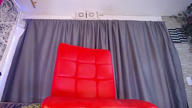 hornytsblonde online show from April 9, 2026, 3:18 pm