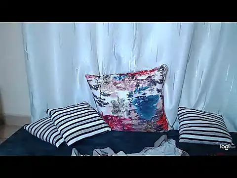 Sweettkendy online show from March 9, 2025, 4:44 pm
