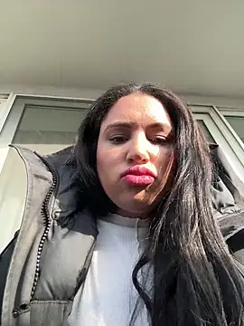 Snapshot of MeghanXO chatting on December 18, 2025, 3:16 pm MeghanXO online show from December 18, 2025, 3:16 pm