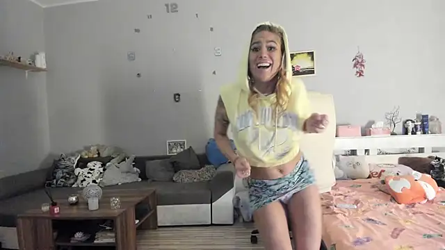 Snapshot of Orchideaxx chatting on October 3, 2025, 9:05 pm Orchideaxx online show from October 3, 2025, 9:05 pm