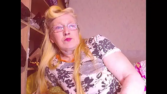 MadamBombShell online show from February 8, 2025, 7:59 pm