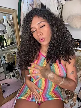 stormyy  online show from March 19, 2025, 2:48 am